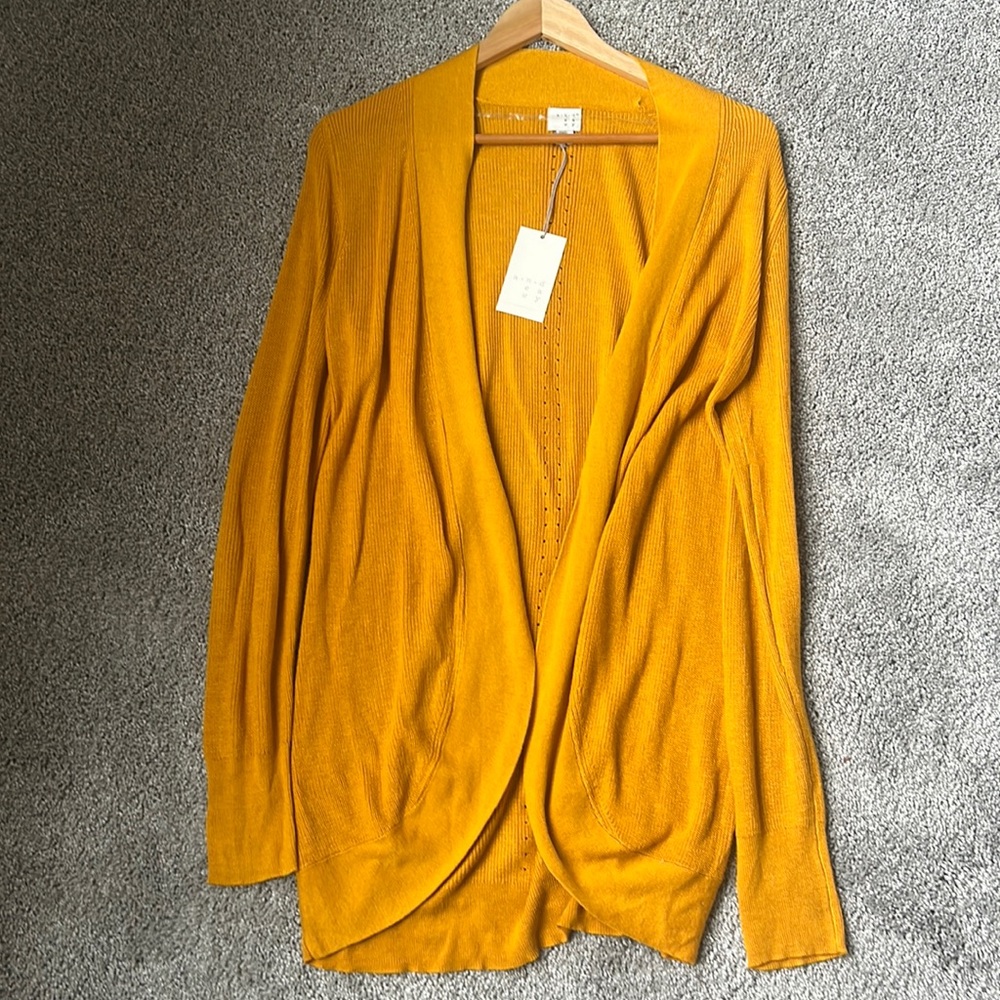 Gold Target Cardigan Large NWT